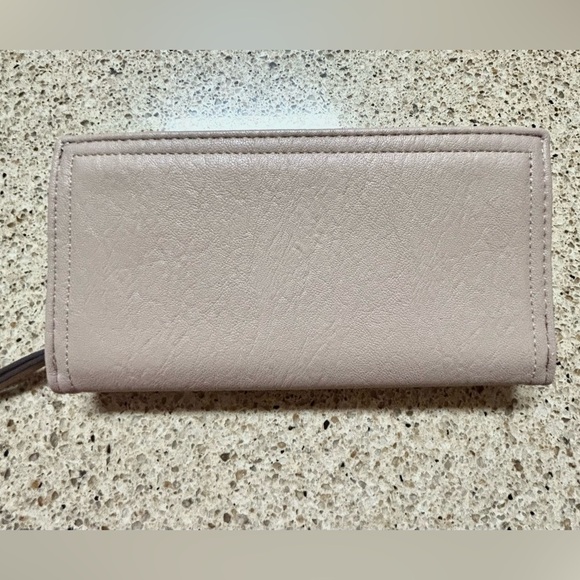 Jessica Simpson wallet, blush pink faux pebble leather . Animal print inside. - Picture 5 of 11